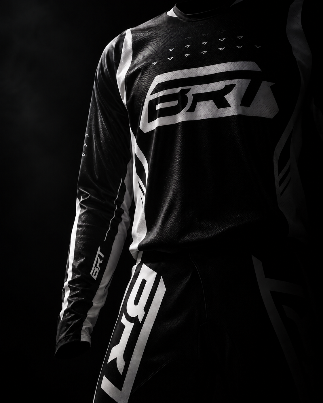 PS23:4 racewear fabric and graphics detail